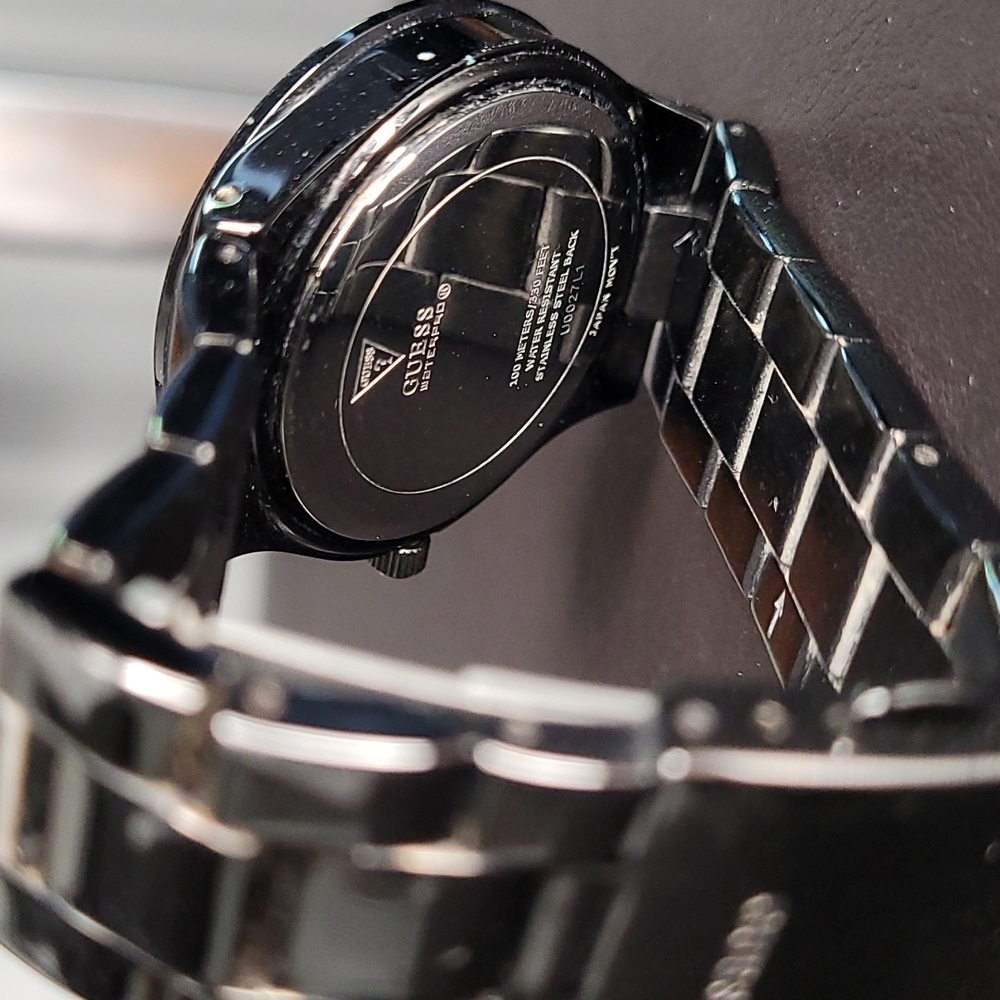 Guess Watch - Picture 2 of 3